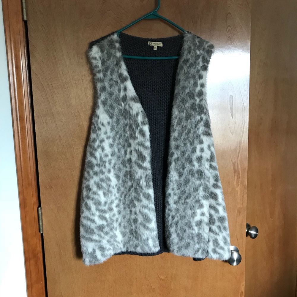 Democracy Animal Print Faux Fur Vest XL